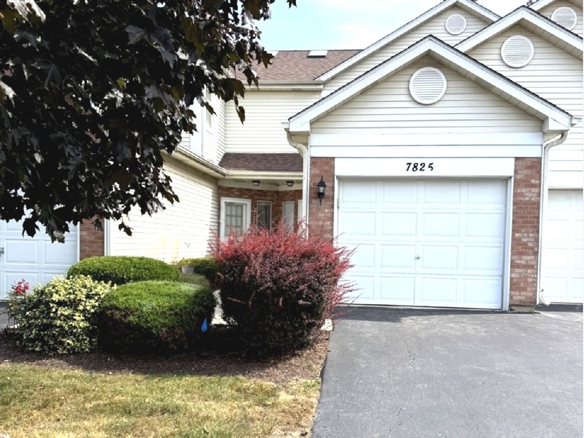 For Rent Darien Illinois, 7825 Darien Lake