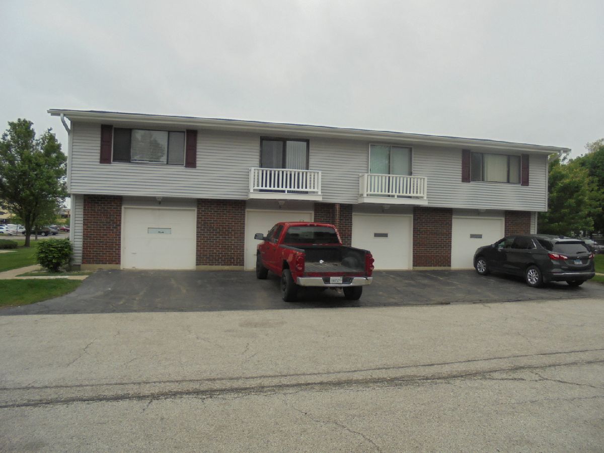  Rented Schaumburg Illinois, 8 Dennis
