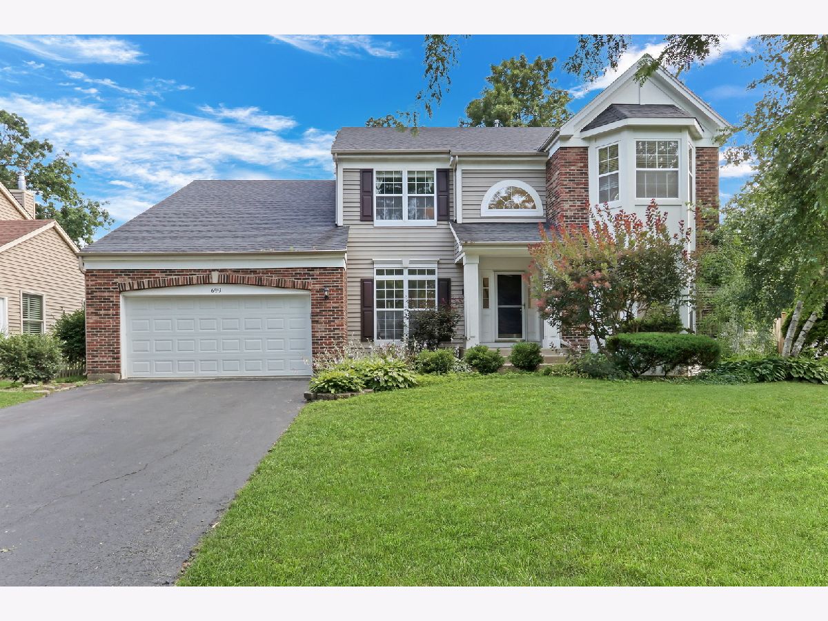  For Sale Gurnee Illinois, 699 Snow Cap Court