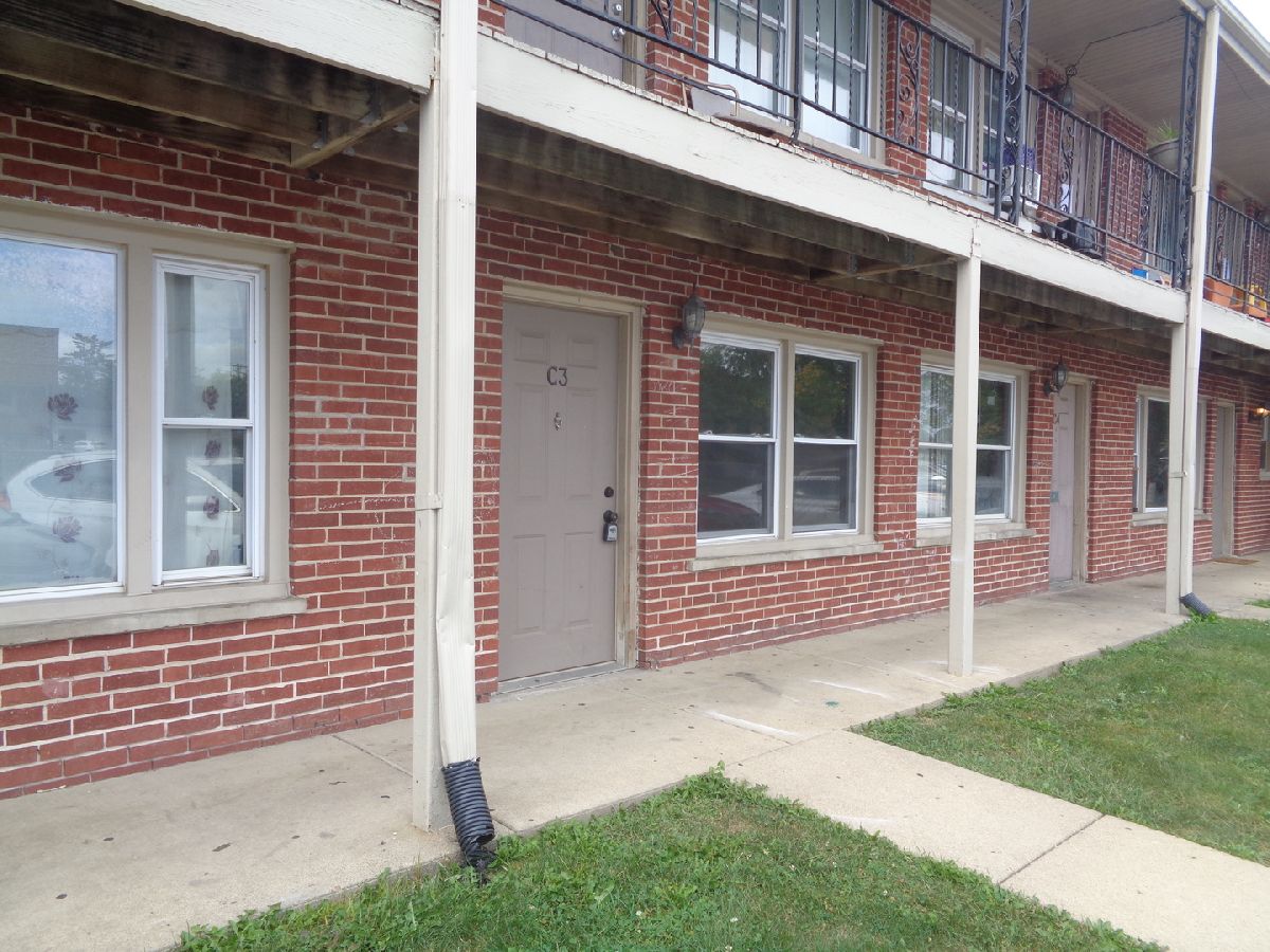  Rented Wheaton Illinois, 1340 Main