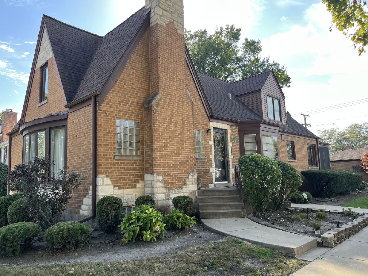  Sold Elmwood Park Illinois, 1746 N 77th