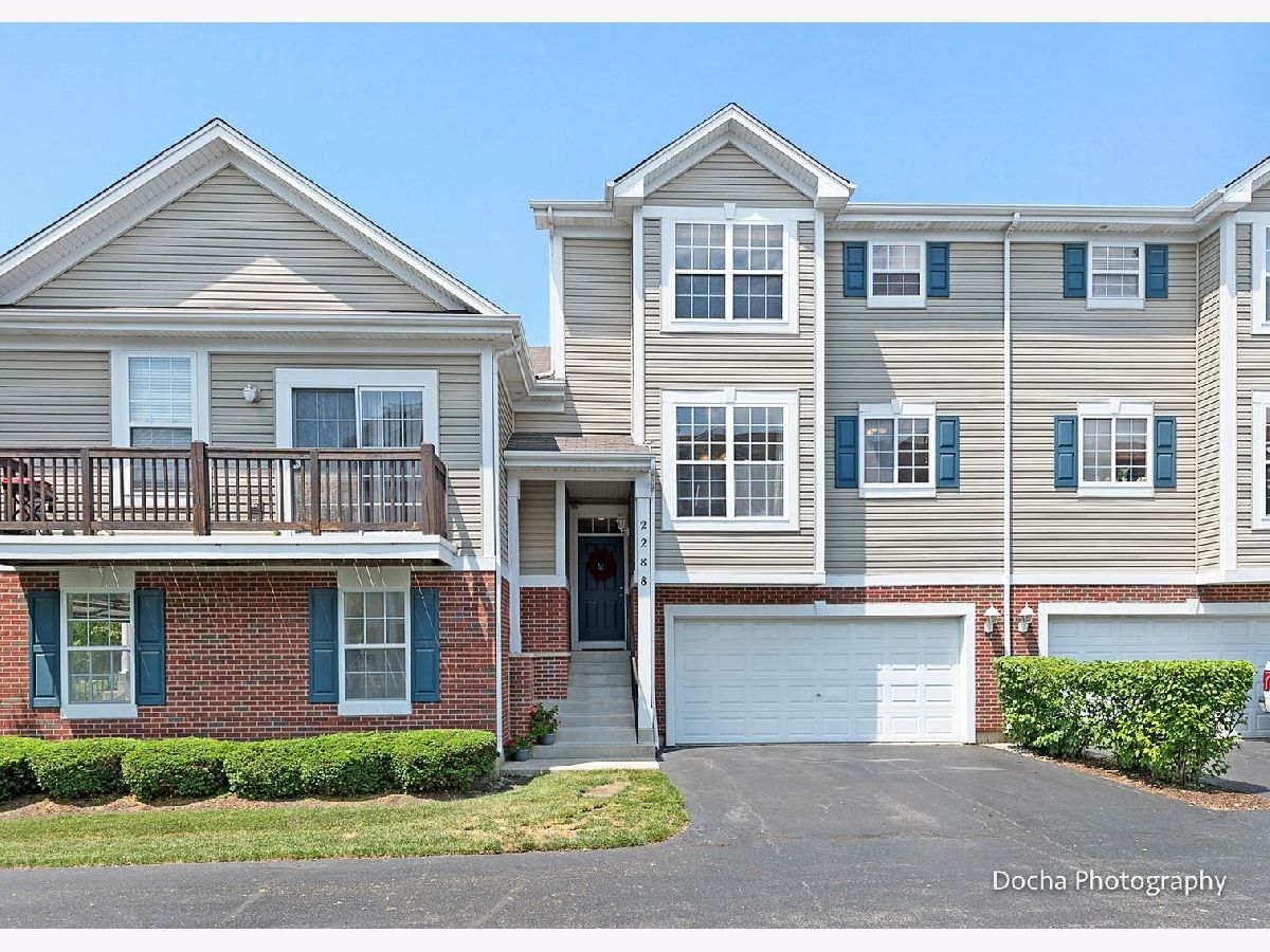 Townhomes & Condos For Rent Legacy Fields Aurora Illinois, 2288 Hudson