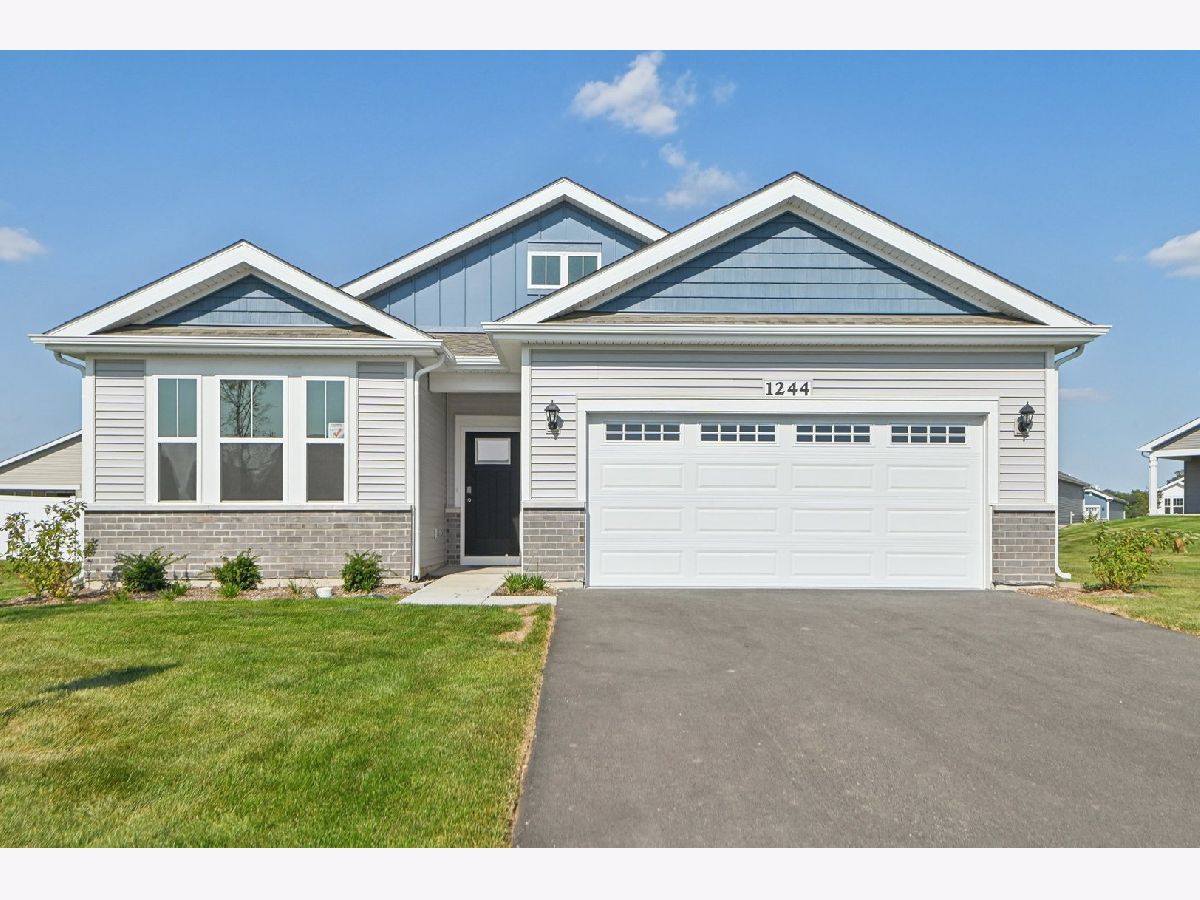Homes & Condos & Townhomes For Sale The Grasslands Bartlett Illinois, 1244 Wild Tulip Court