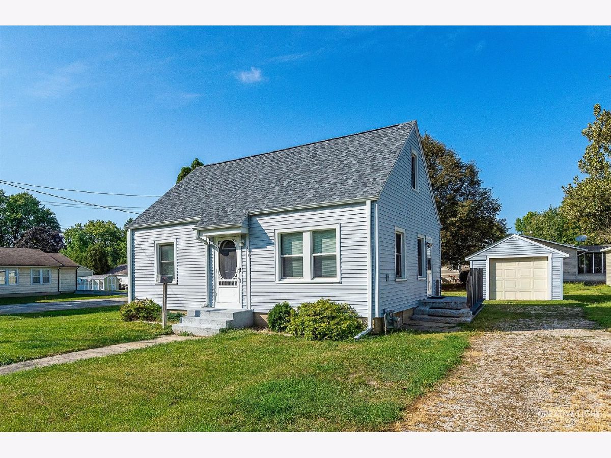  For Sale Sandwich Illinois, 415 Center Street