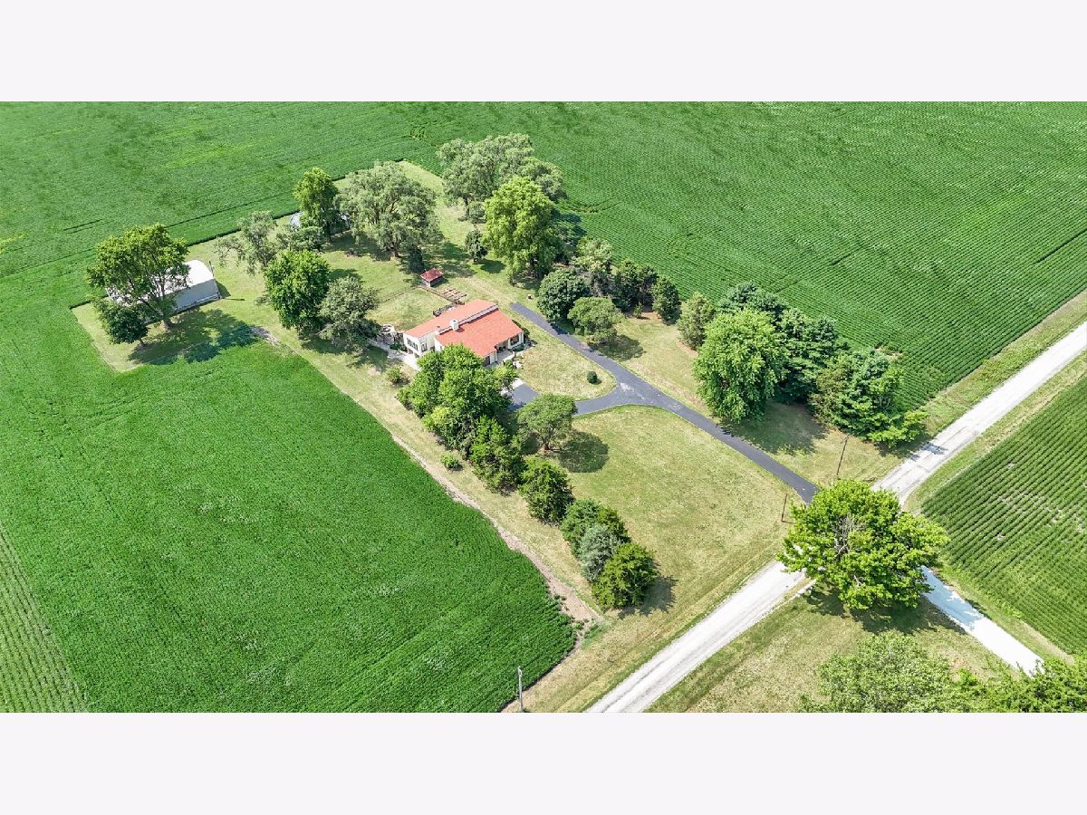 For Sale Ivesdale Illinois, 445 County Road 900 N