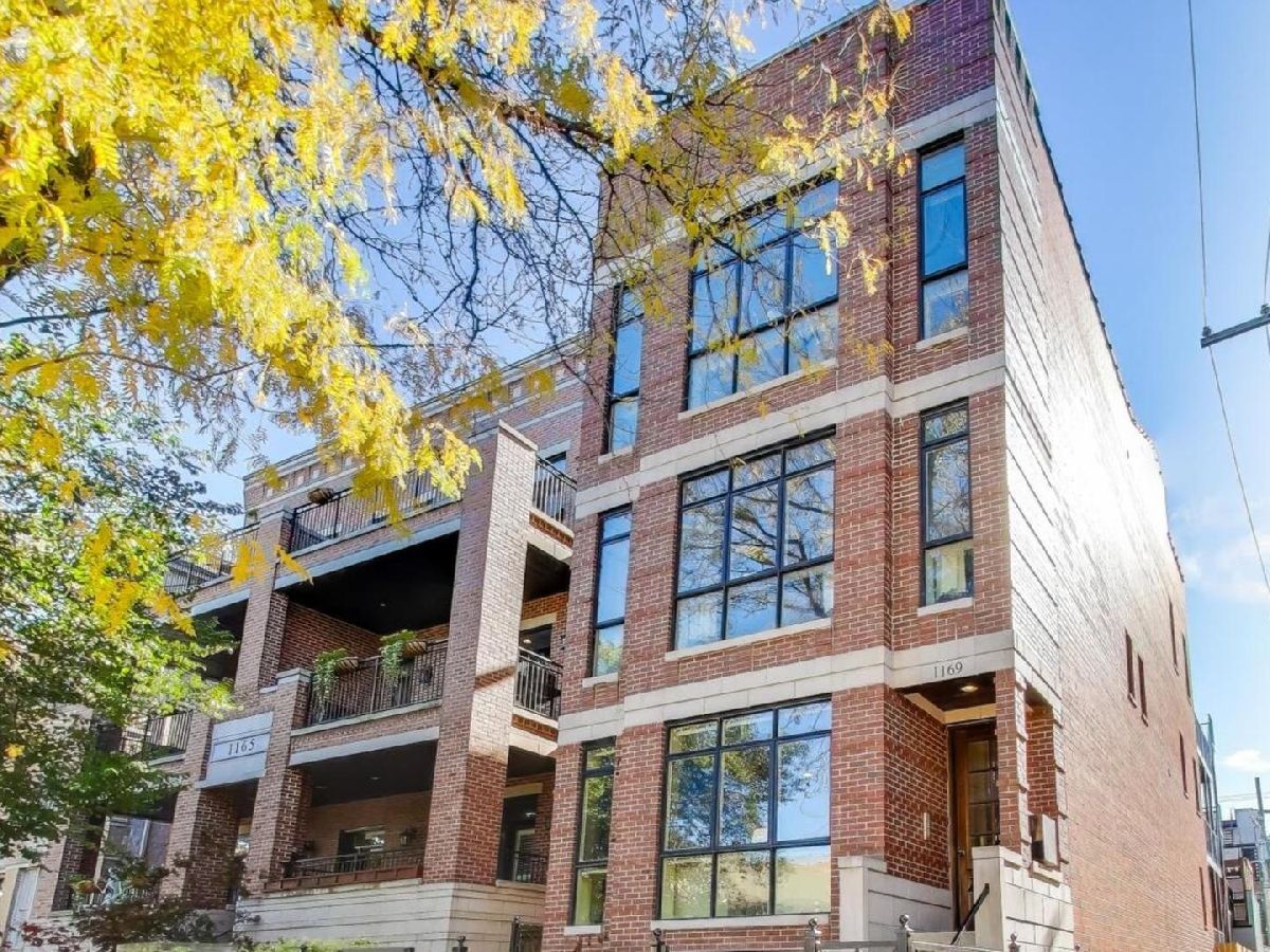  For Sale Chicago Illinois, 1169 Eddy Street