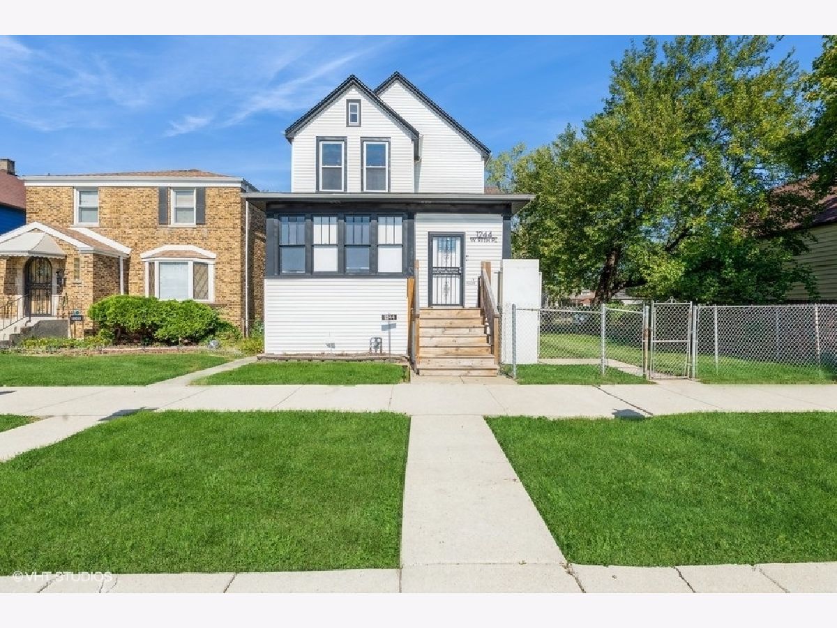 Rented Chicago Illinois, 1244 97th