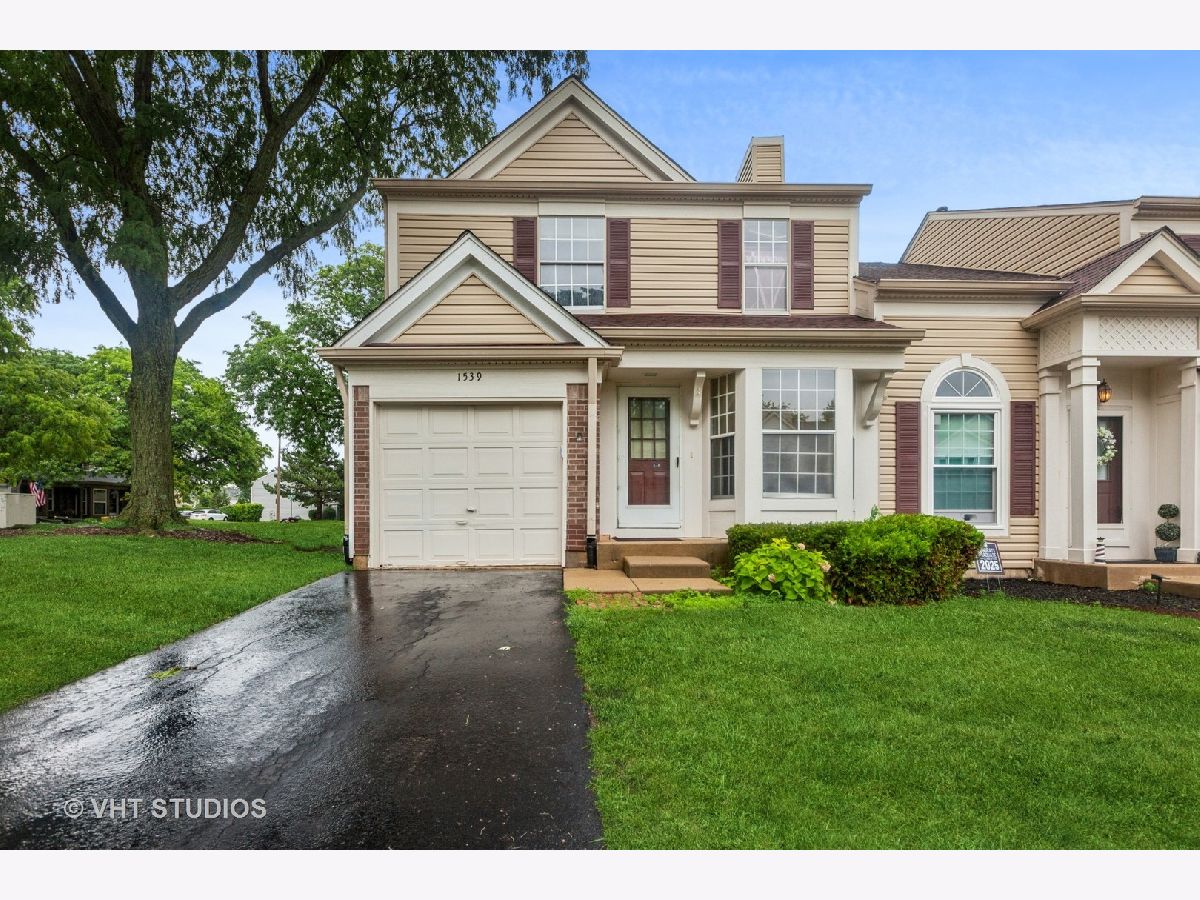 For Rent Westmont Illinois, 1539 Apple Grove