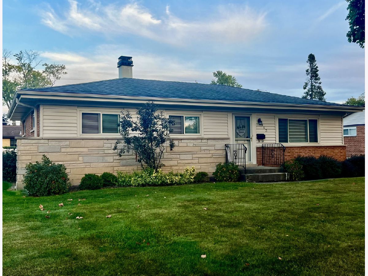 Homes For Sale Waycinden Park Des Plaines Illinois, 913 Ingram Place