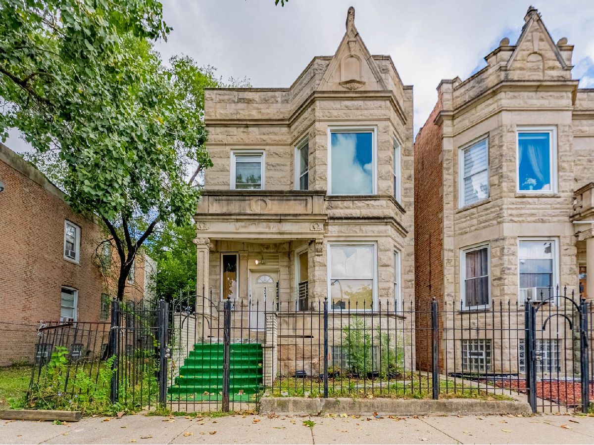  Rented Chicago Illinois, 1311 Avers