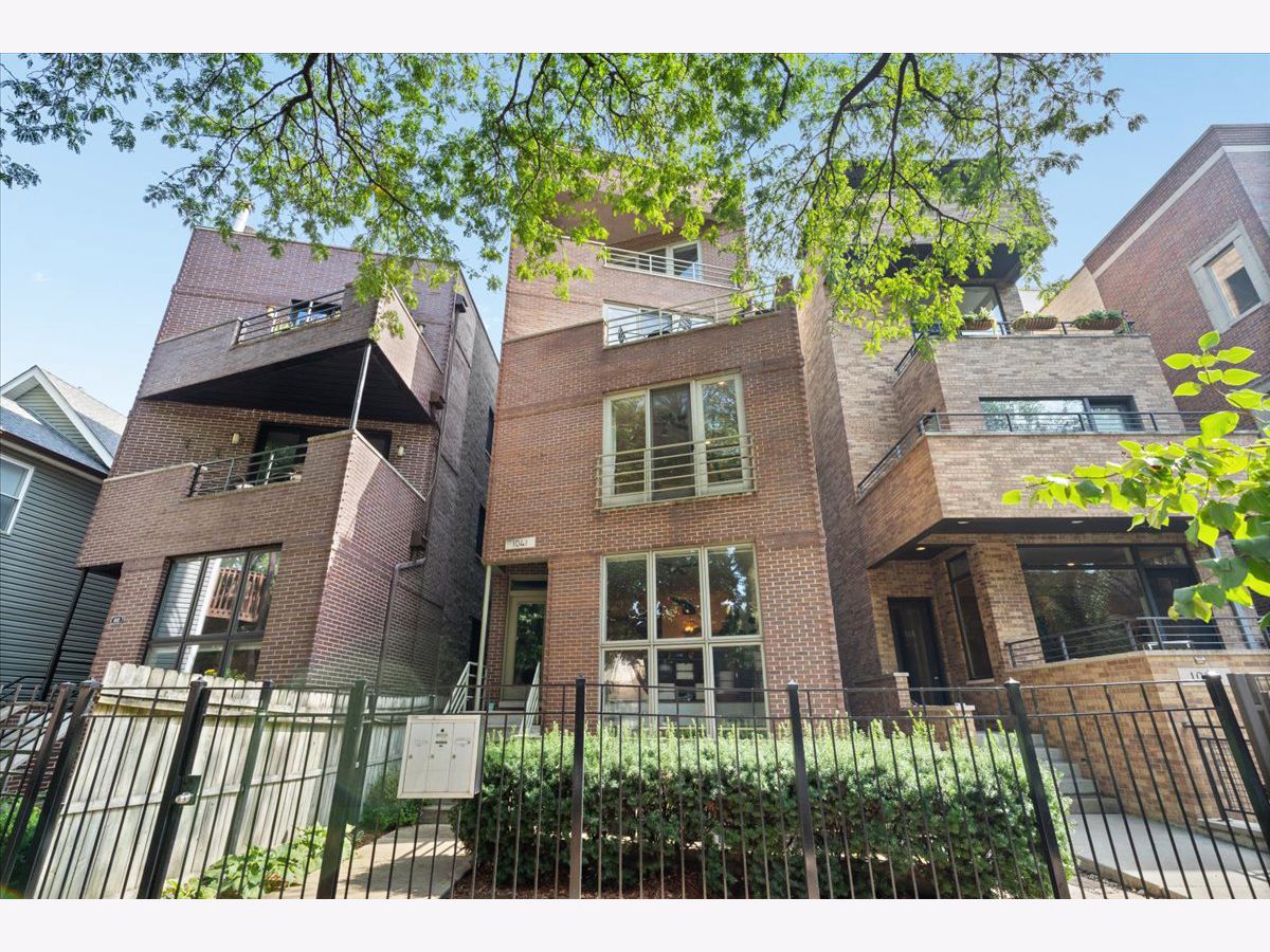 Condos & Townhomes & Homes For Sale Wicker Park Chicago Illinois, 1041 Winchester Avenue