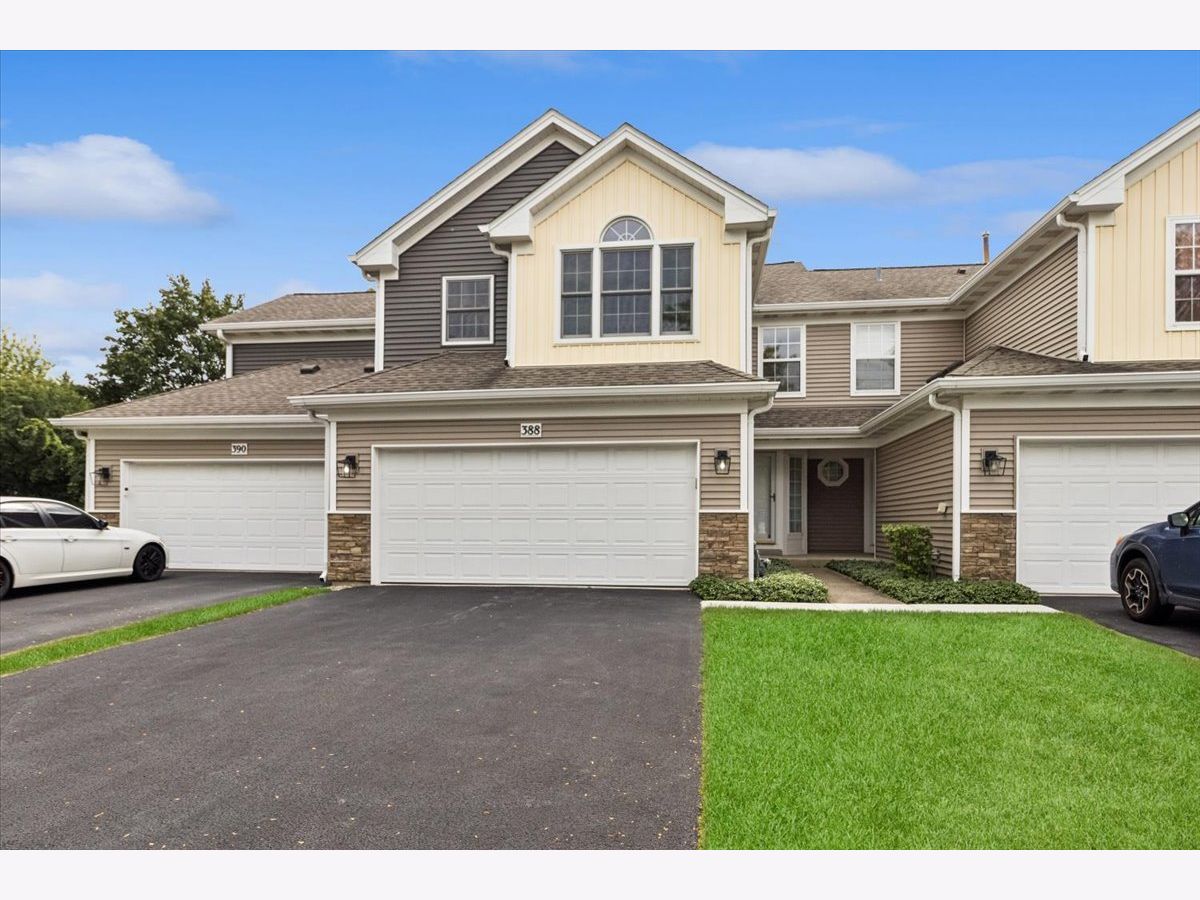 For Sale Itasca Illinois, 388 Tall Oaks Lane