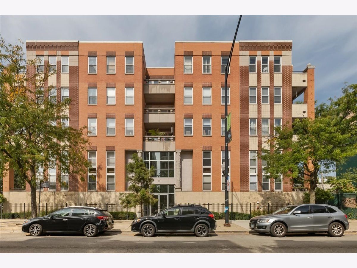  Rented Chicago Illinois, 3550 Montrose