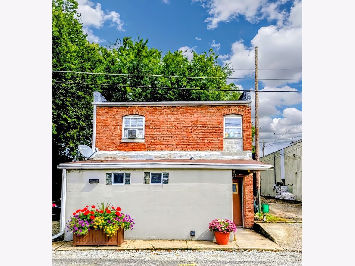  For Sale Momence Illinois, 109 Dixie Highway