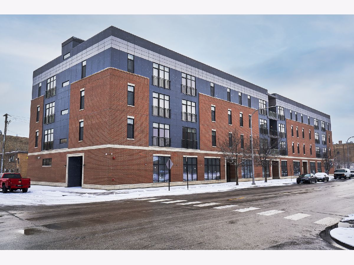 Rented Chicago Illinois, 4149 Cottage Grove