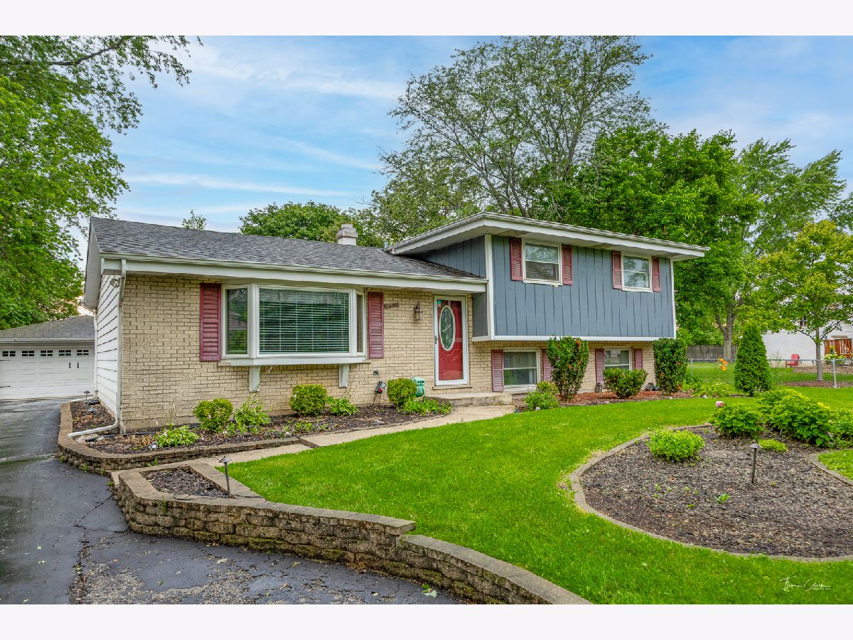  Rented Naperville Illinois, 5S300 Tuthill