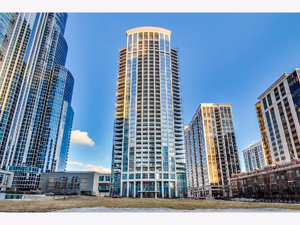  Rented Chicago Illinois, 1235 Prairie