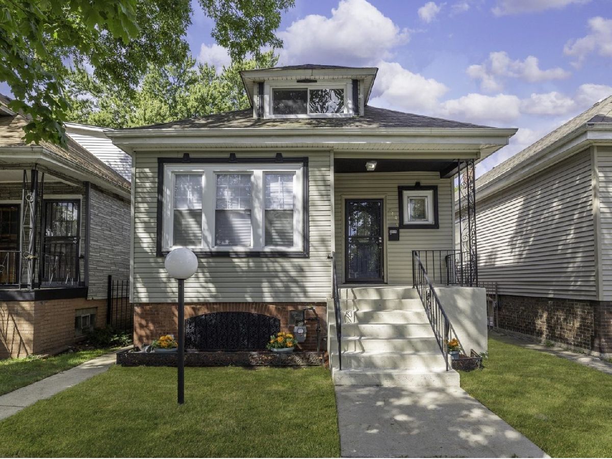 Sold Chicago Illinois, 8444 Essex