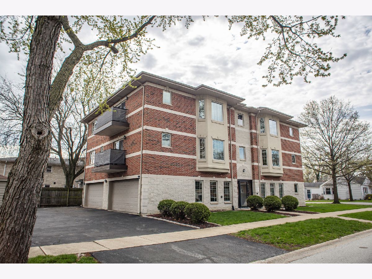  For Sale Oak Lawn Illinois, 5368 96th Street