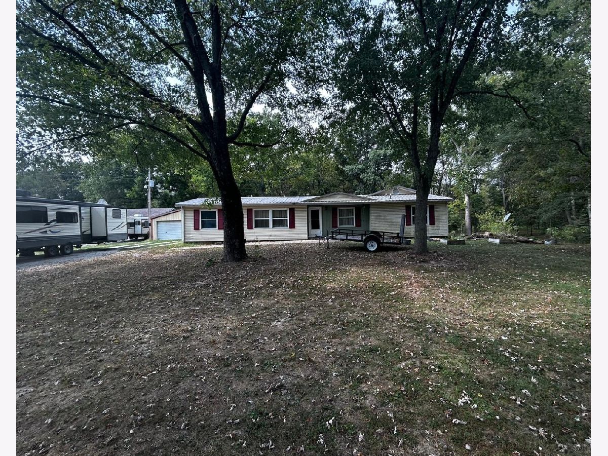  For Sale Salem Illinois, 3073 Hotze Road