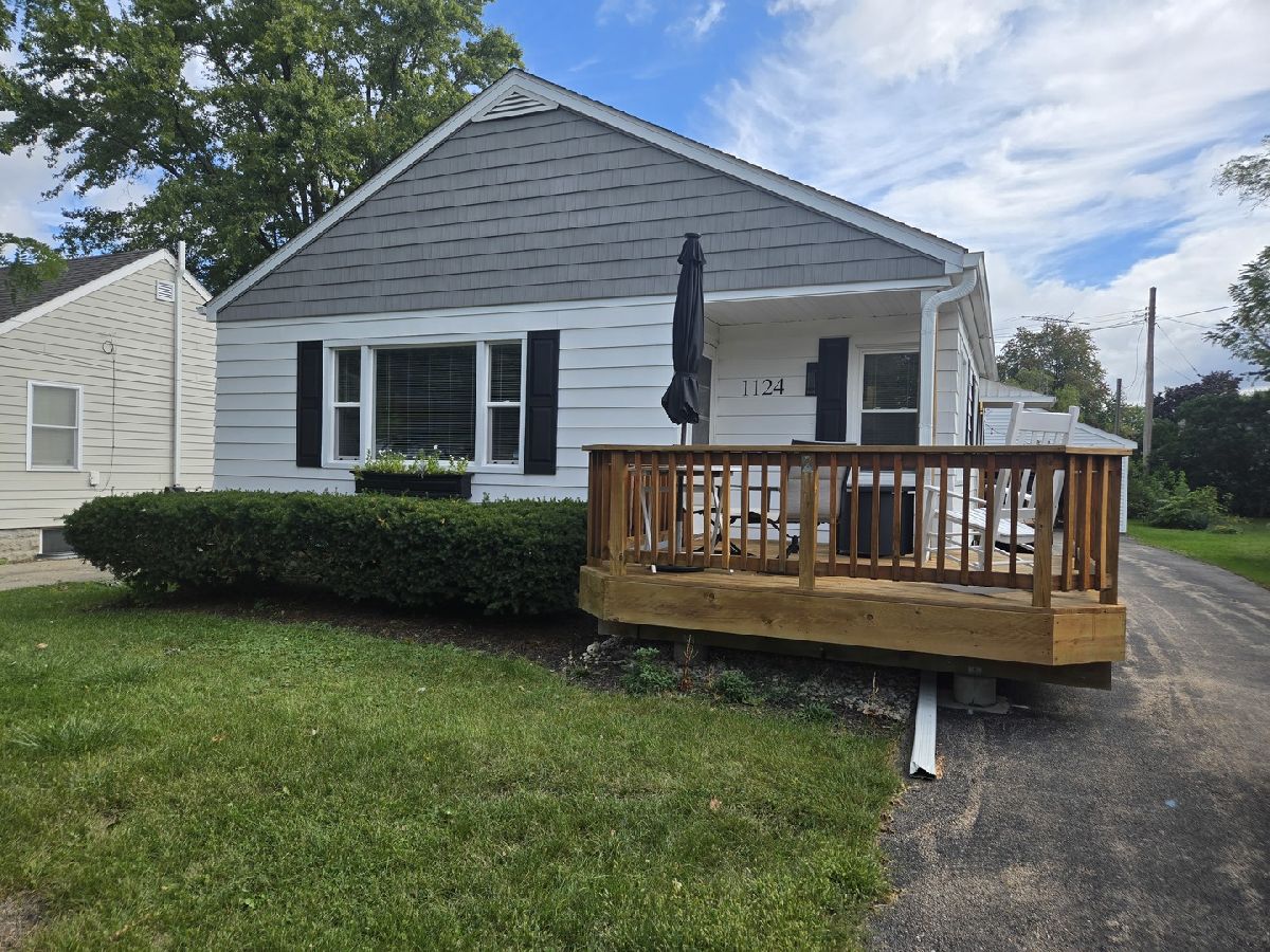 For Rent Sycamore Illinois, 1124 Somonauk