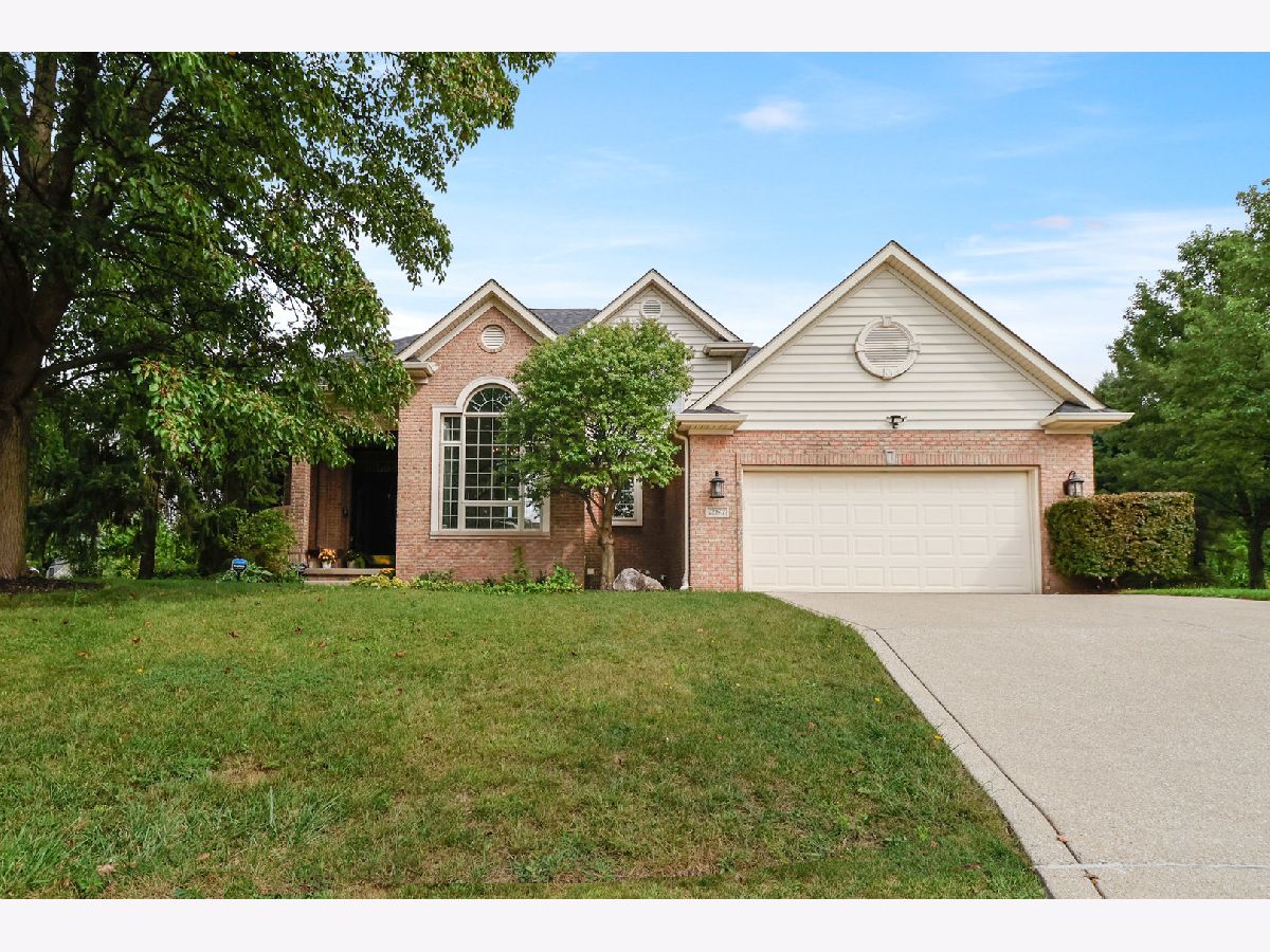  For Sale Valparaiso Indiana, 281 Larwick Circle