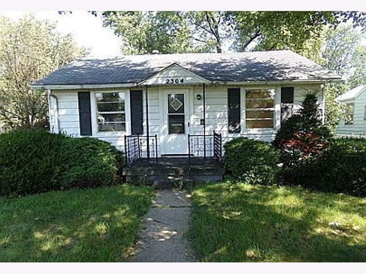  For Sale Decatur Illinois, 2304 Division Street
