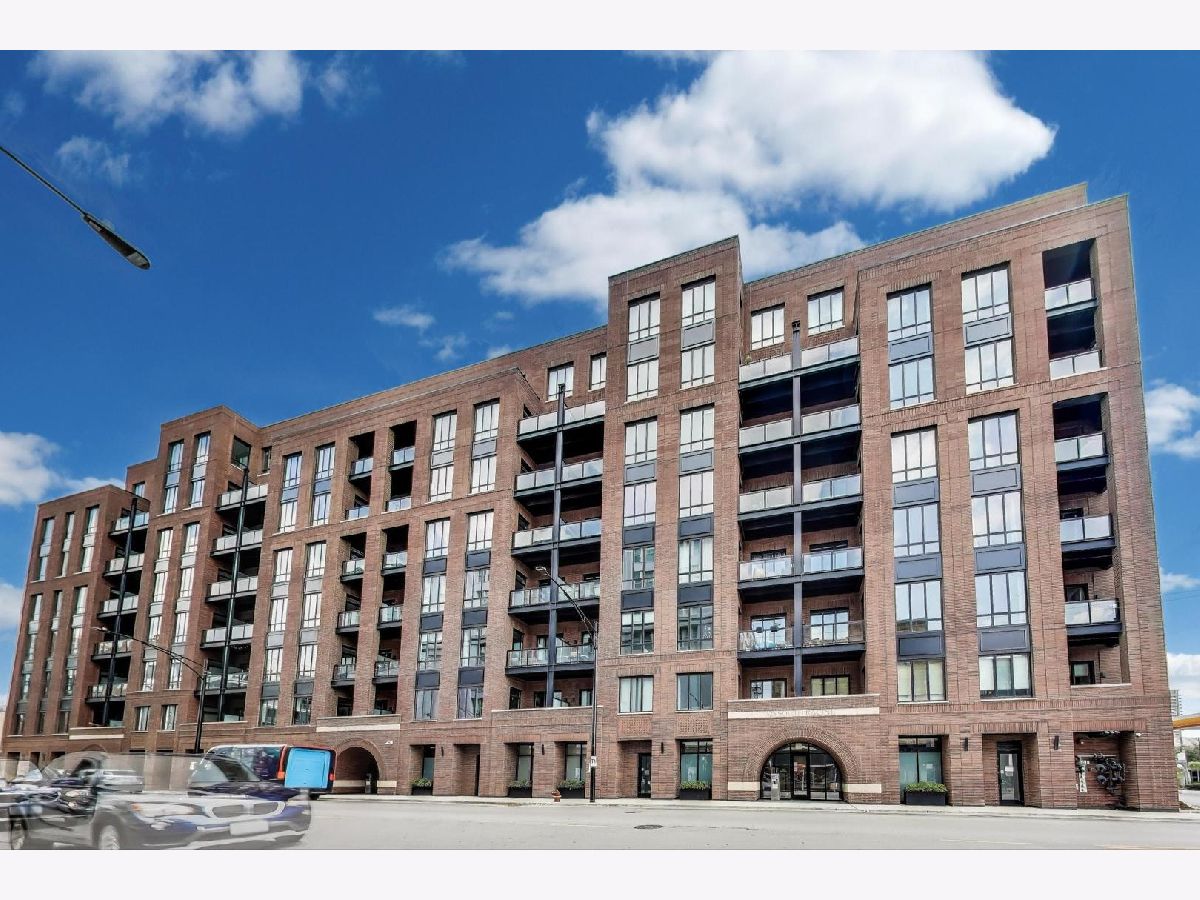  Rented Chicago Illinois, 323 Racine