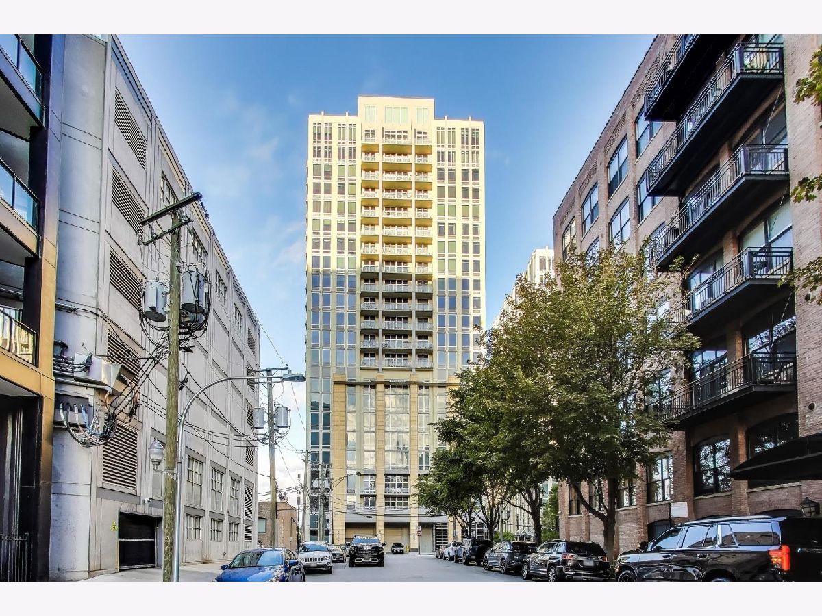 Condominiums For Rent River Place On The Park Chicago Illinois, 700 Larrabee
