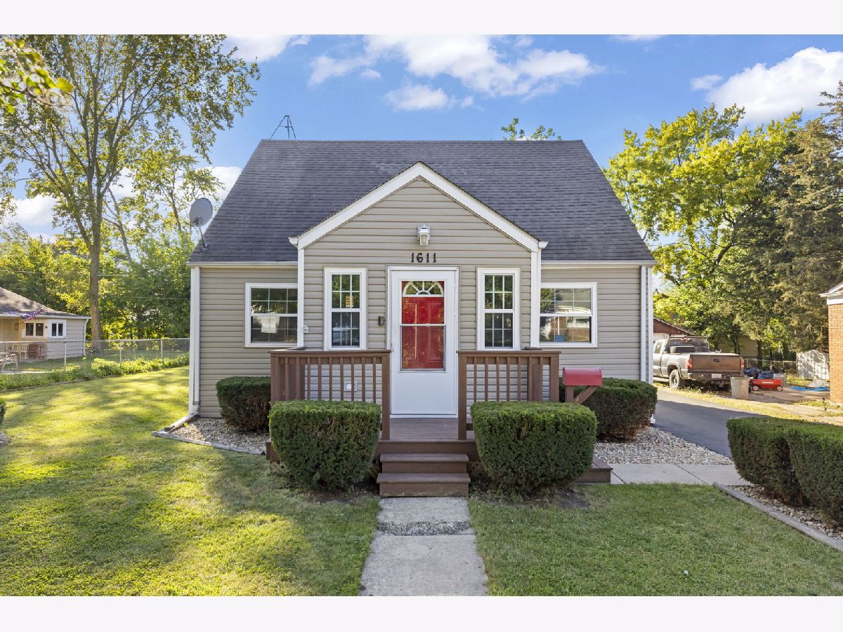 For Sale Crest Hill Illinois, 1611 Raynor Avenue