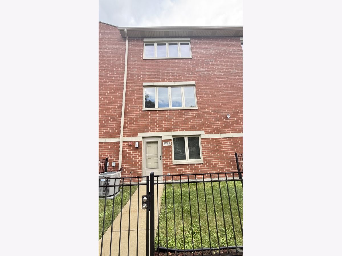 For Sale Chicago Illinois, 3535 Maplewood Avenue
