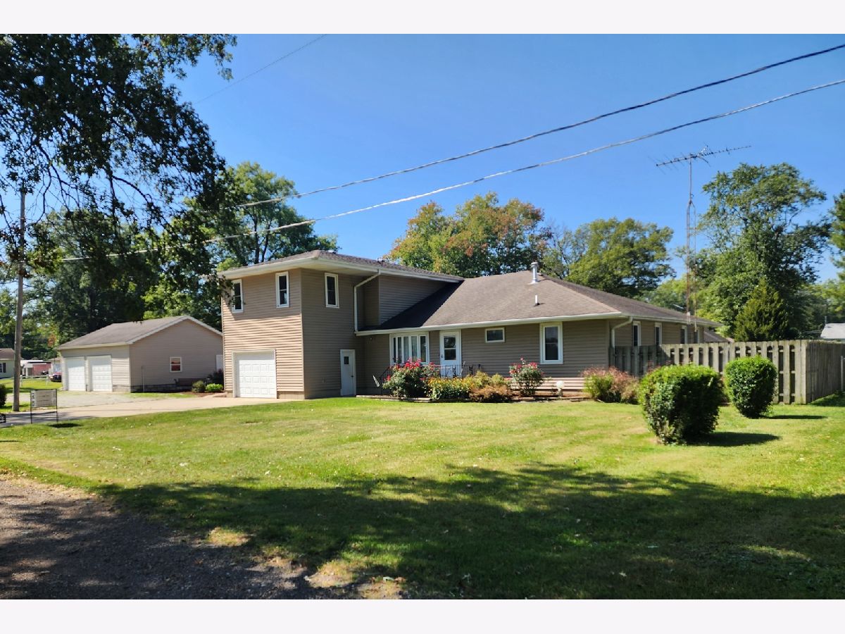  For Sale Momence Illinois, 3398 17240e Road