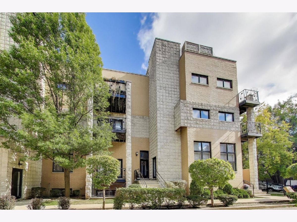 Condos & Townhomes & Homes For Sale Wicker Park Chicago Illinois, 2144 Schiller Street
