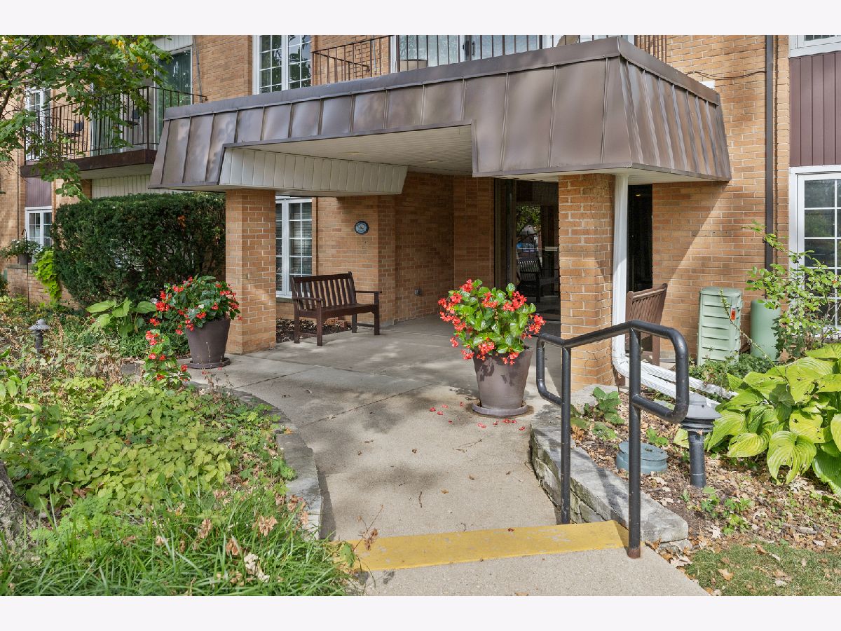 Sold Glen Ellyn Illinois, 441 Park