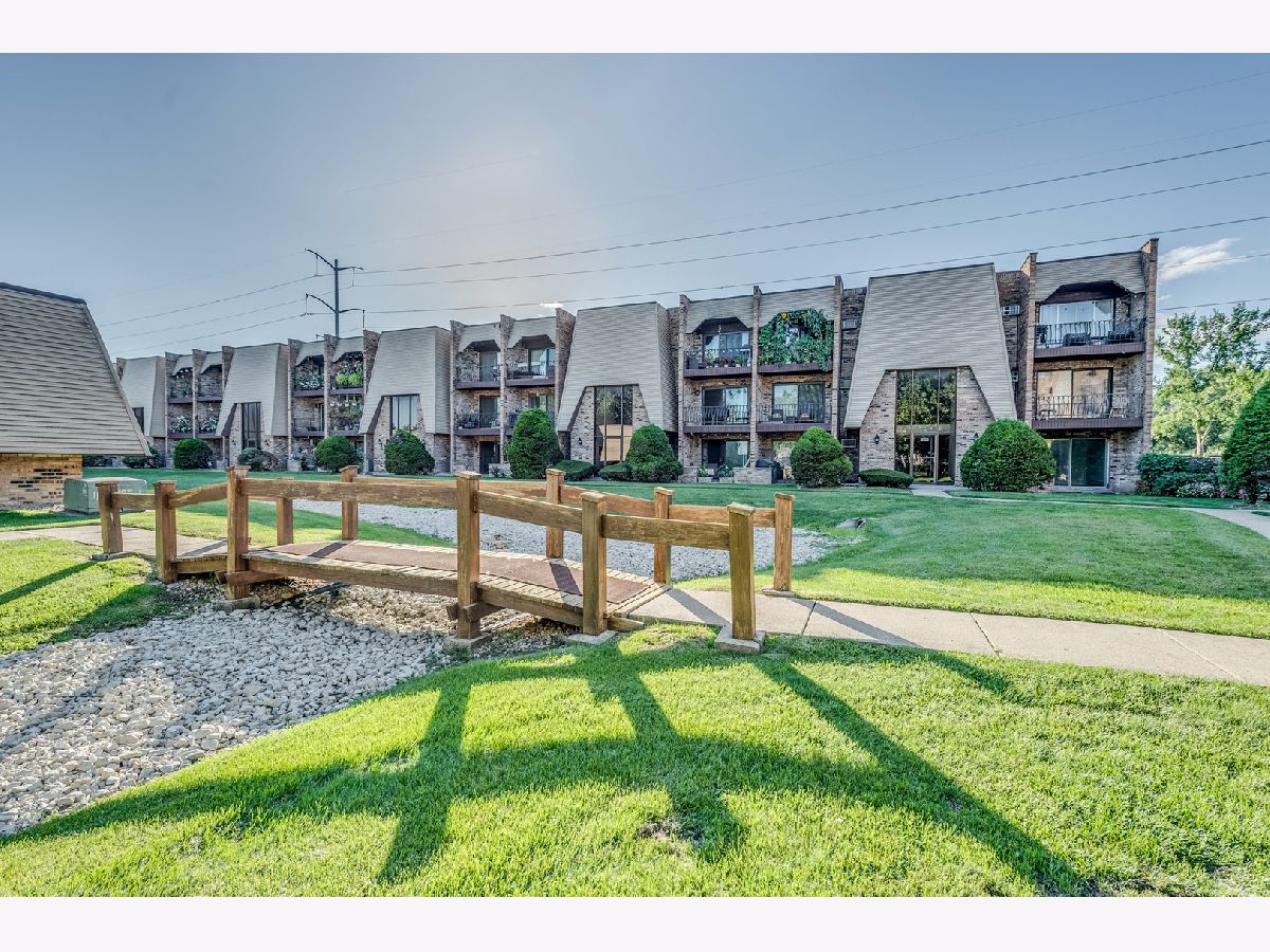  For Sale Justice Illinois, 7306 Blackstone Avenue