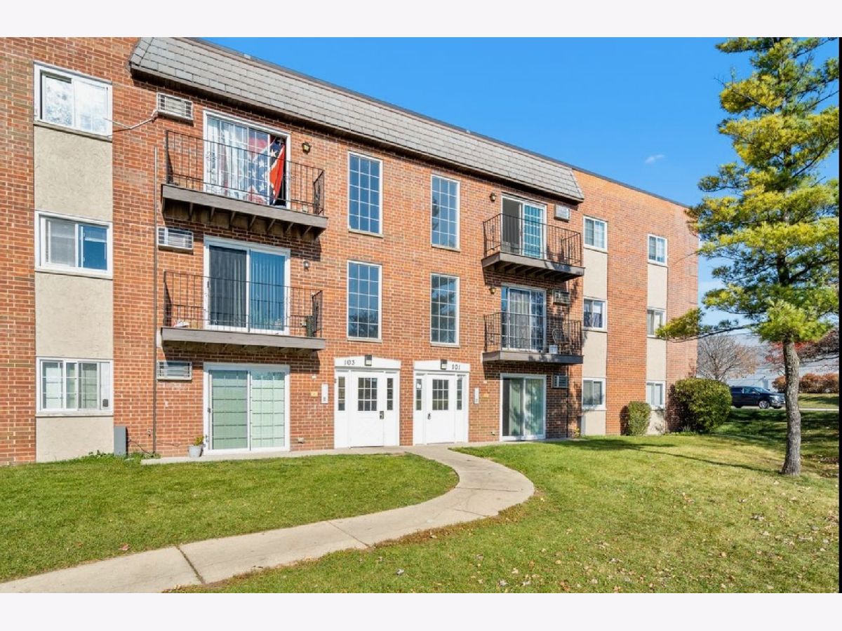  For Rent Carol Stream Illinois, 101 Elk
