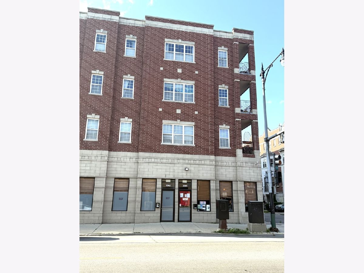 Rented Chicago Illinois, 3000 Lawrence