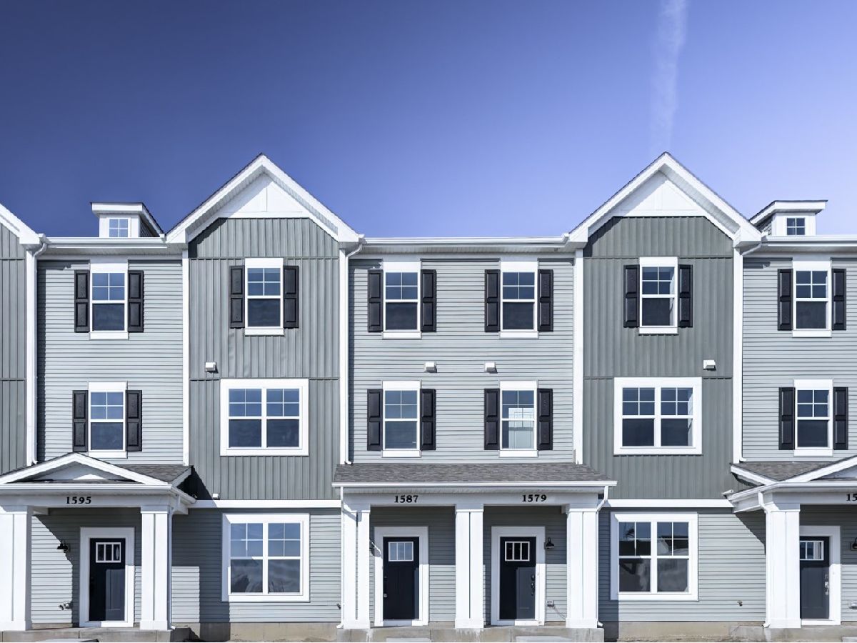 For Rent Grayslake Illinois, 1587 Syracuse
