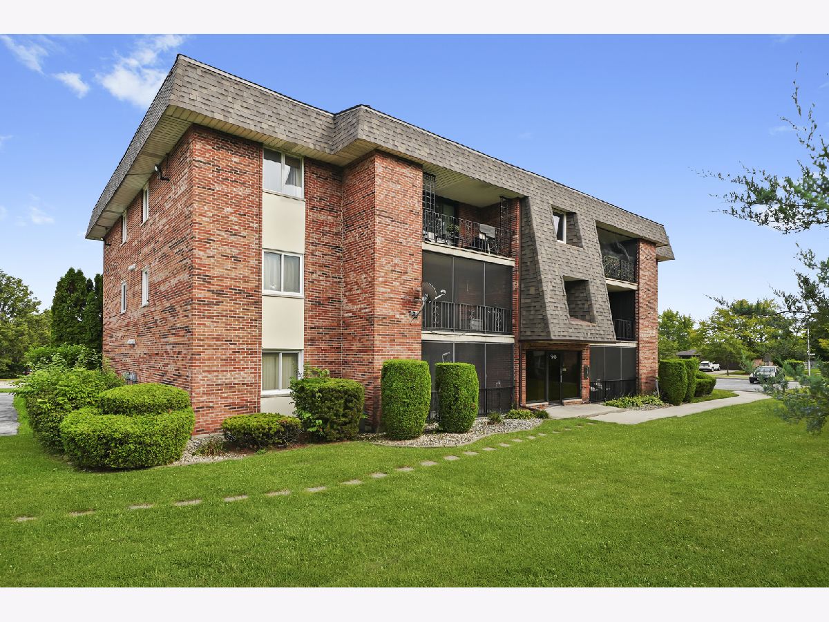 Homes & Townhomes & Condos For Sale Heritage Estates Orland Park Illinois, 9146 140th Street