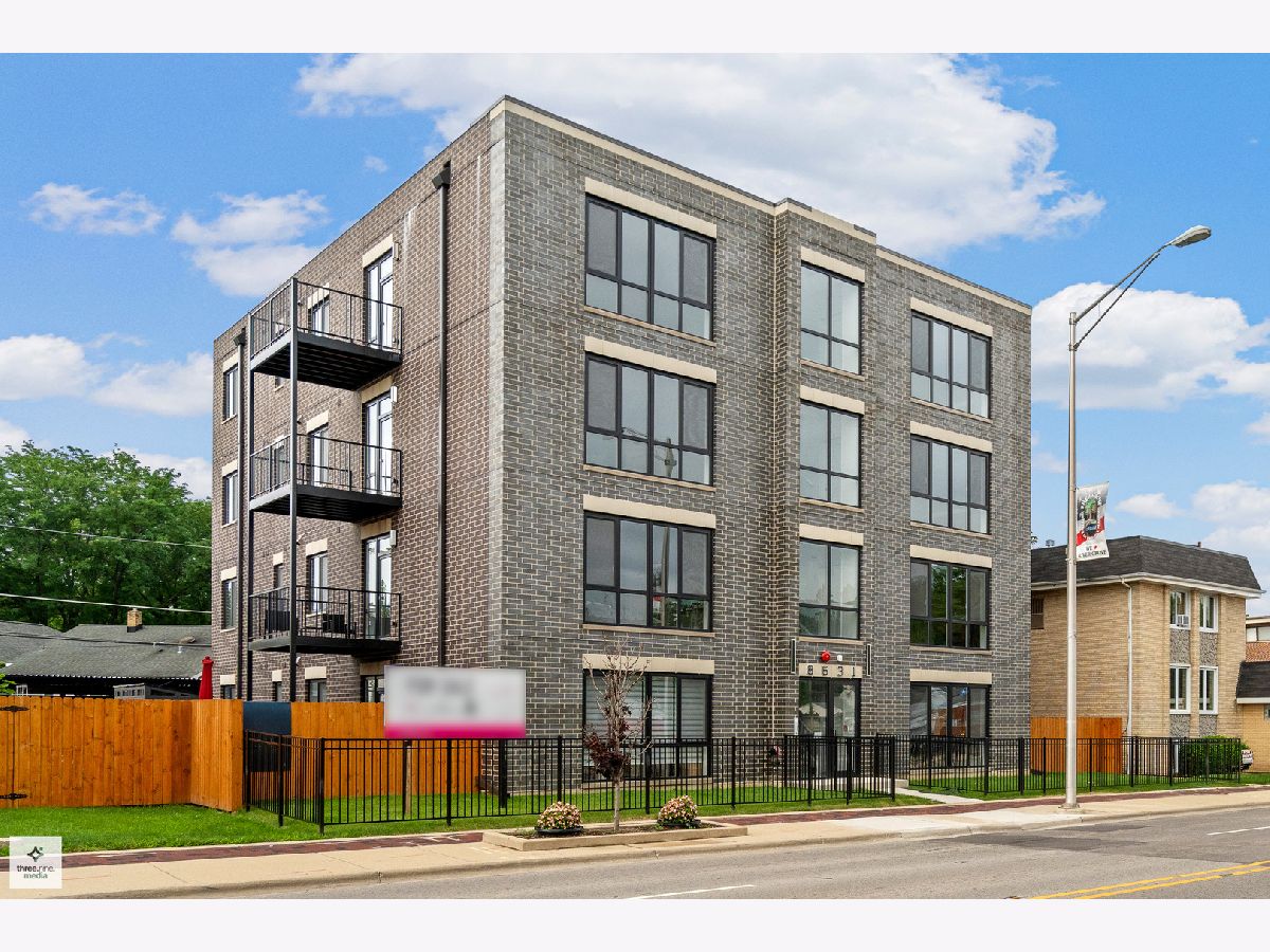  Rented River Grove Illinois, 8631 Grand