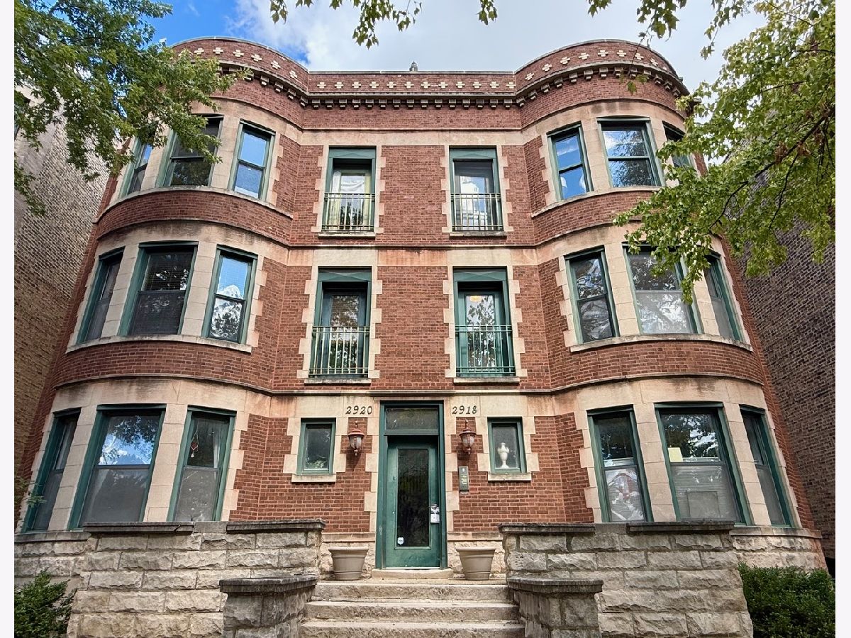 Condos & Townhomes & Homes Sold Logan Square Chicago Illinois, 2918 Logan