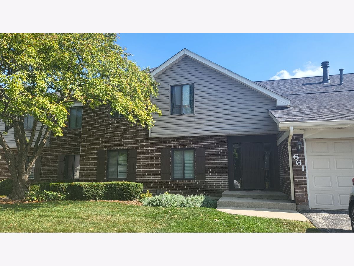 For Rent Roselle Illinois, 661 Cross Creek