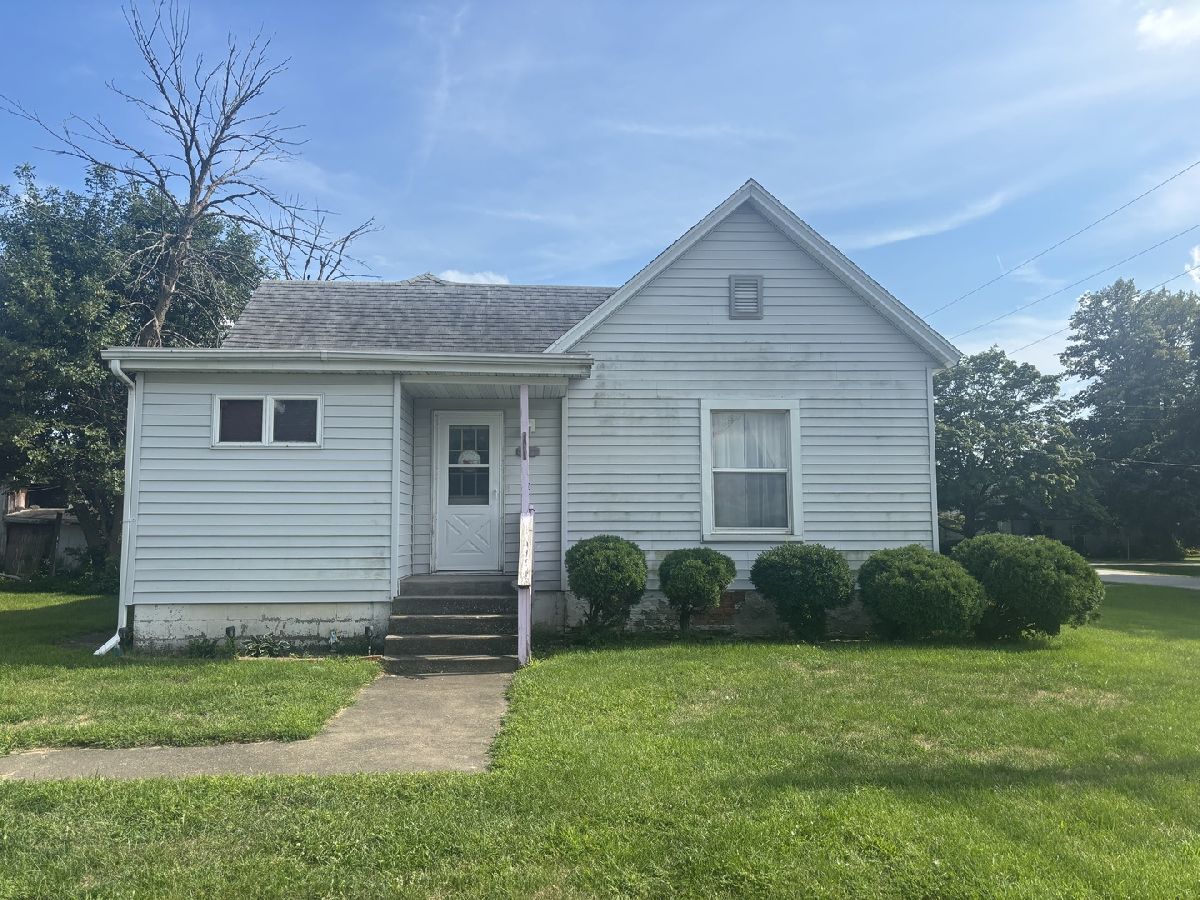  For Sale Gridley Illinois, 211 2nd Street