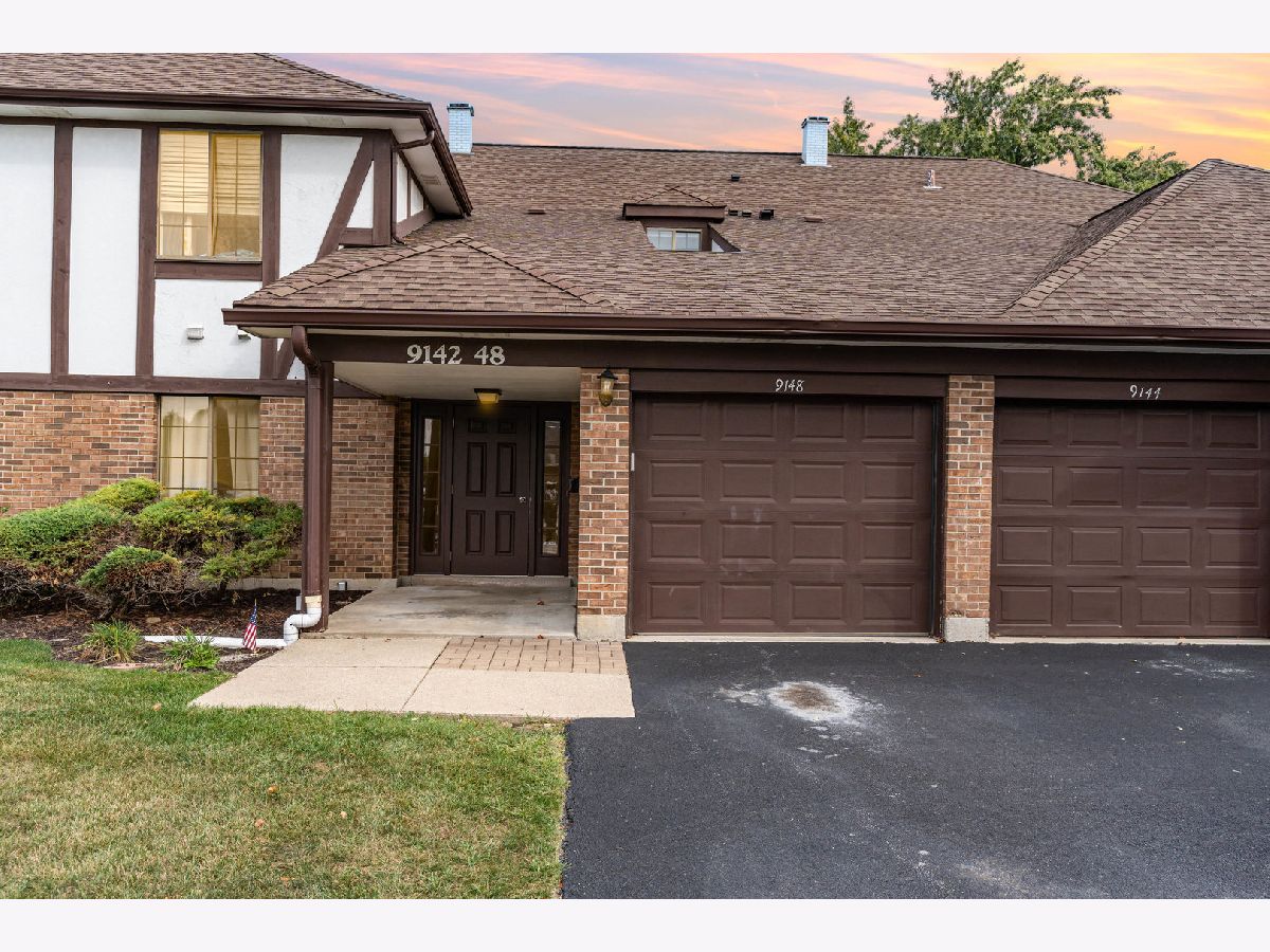 Condos & Townhomes For Sale Somerset Orland Park Illinois, 9148 Clairmont Court