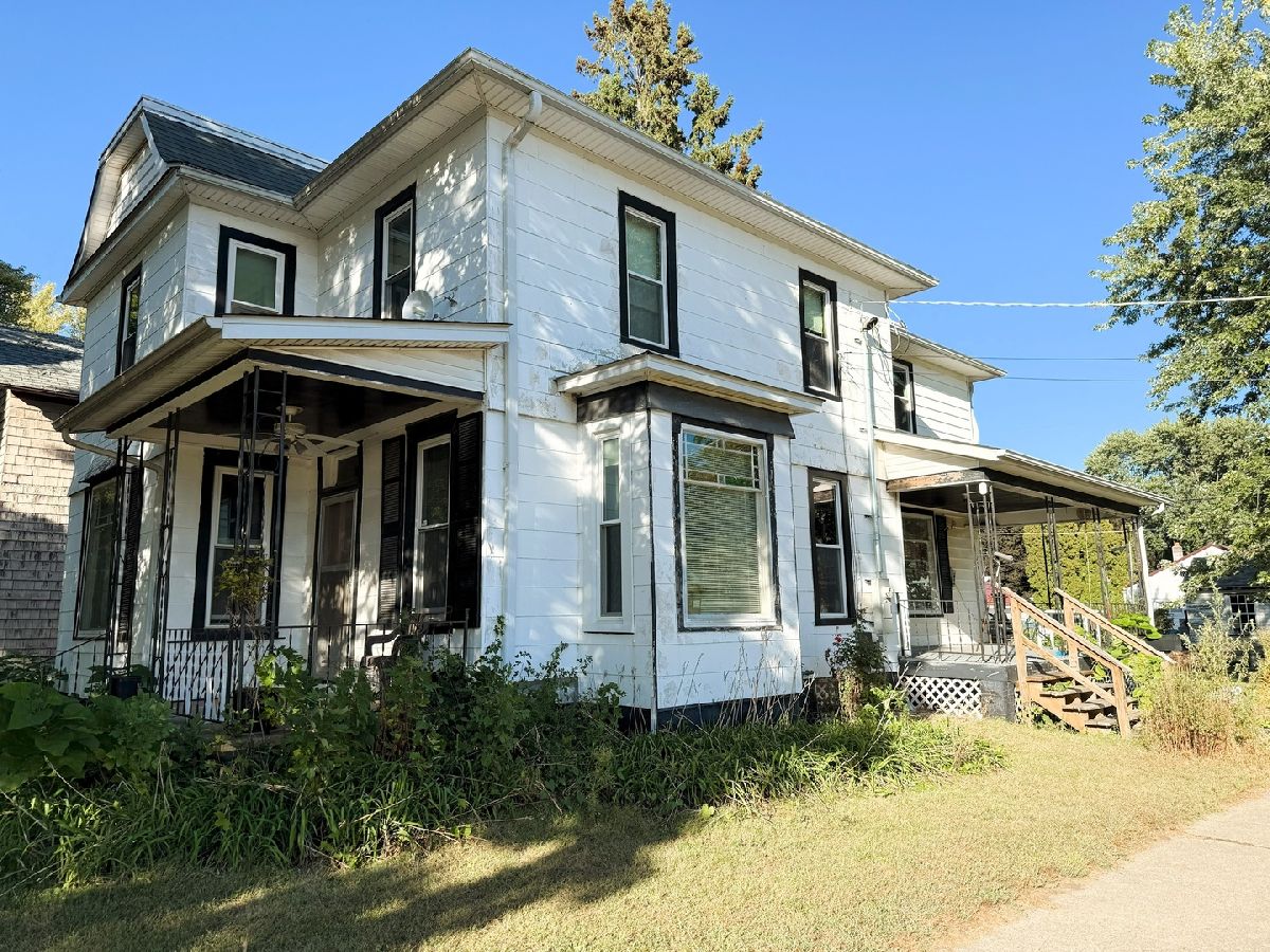  Sold Amboy Illinois, 300 Division