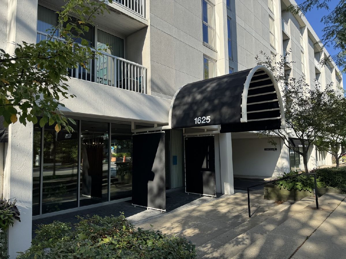  For Rent Wilmette Illinois, 1625 Sheridan