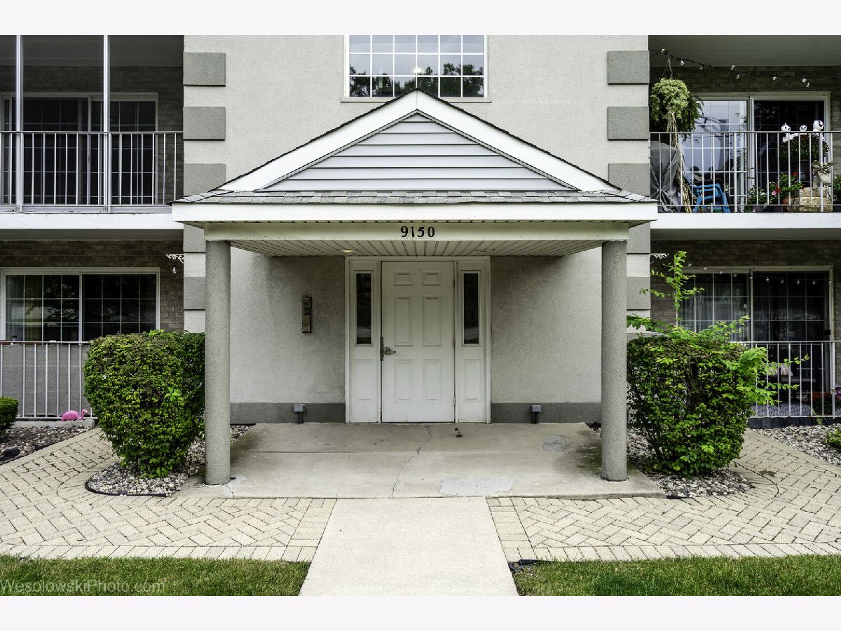  For Sale Hickory Hills Illinois, 9150 95th Street