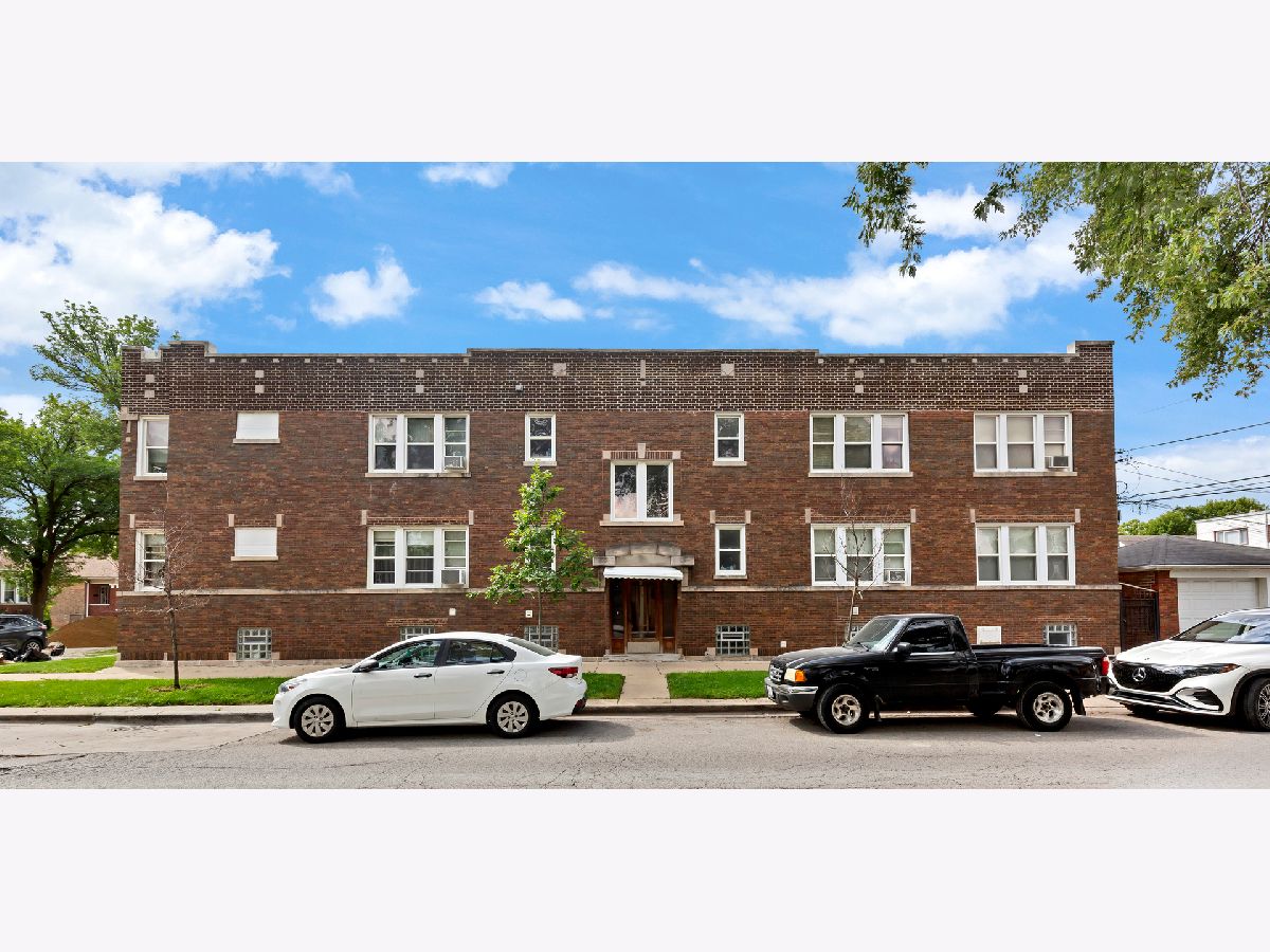 For Sale Chicago Illinois, 2554 Oak Park Avenue