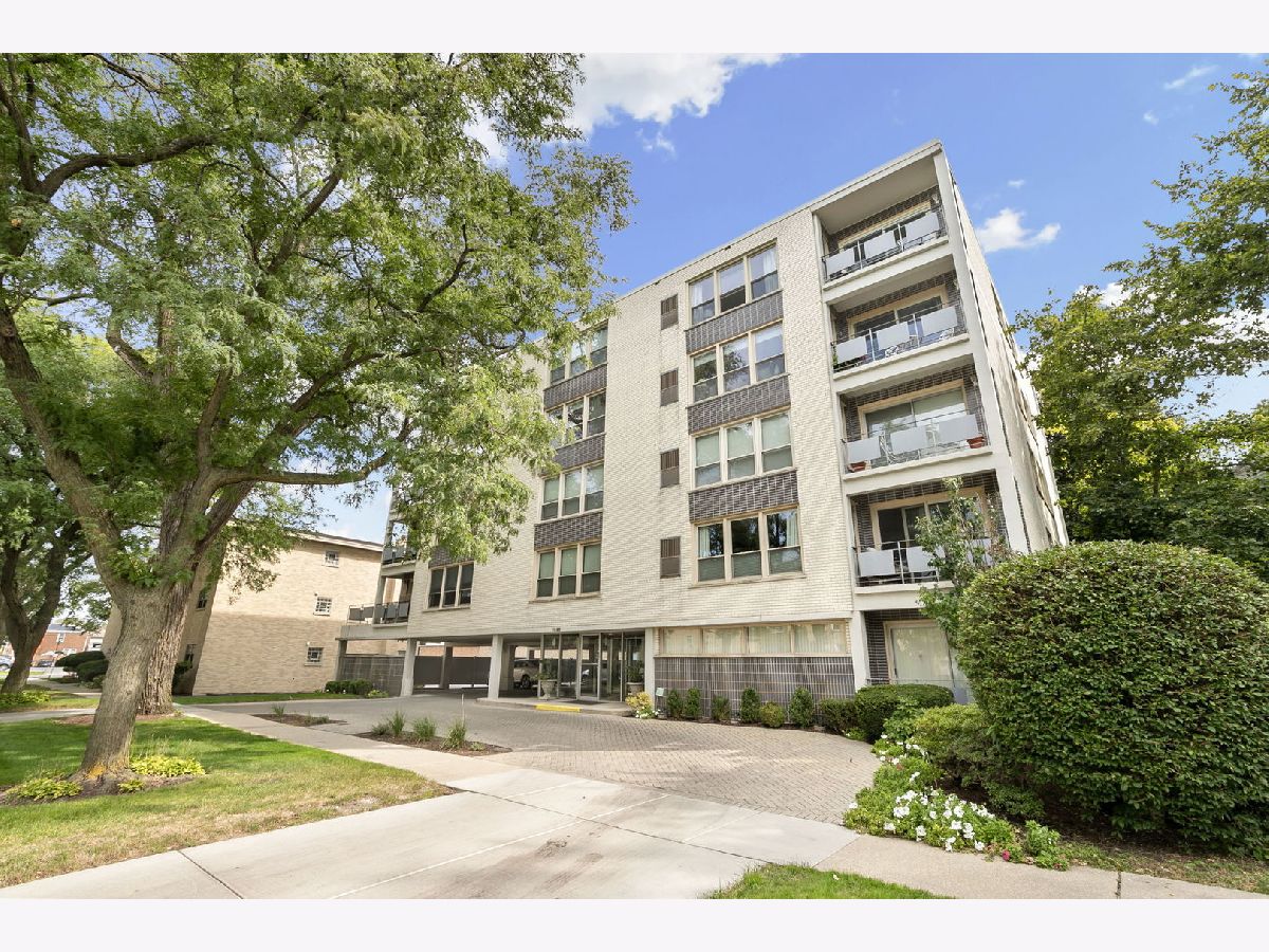 For Sale River Forest Illinois, 1535 Park Avenue