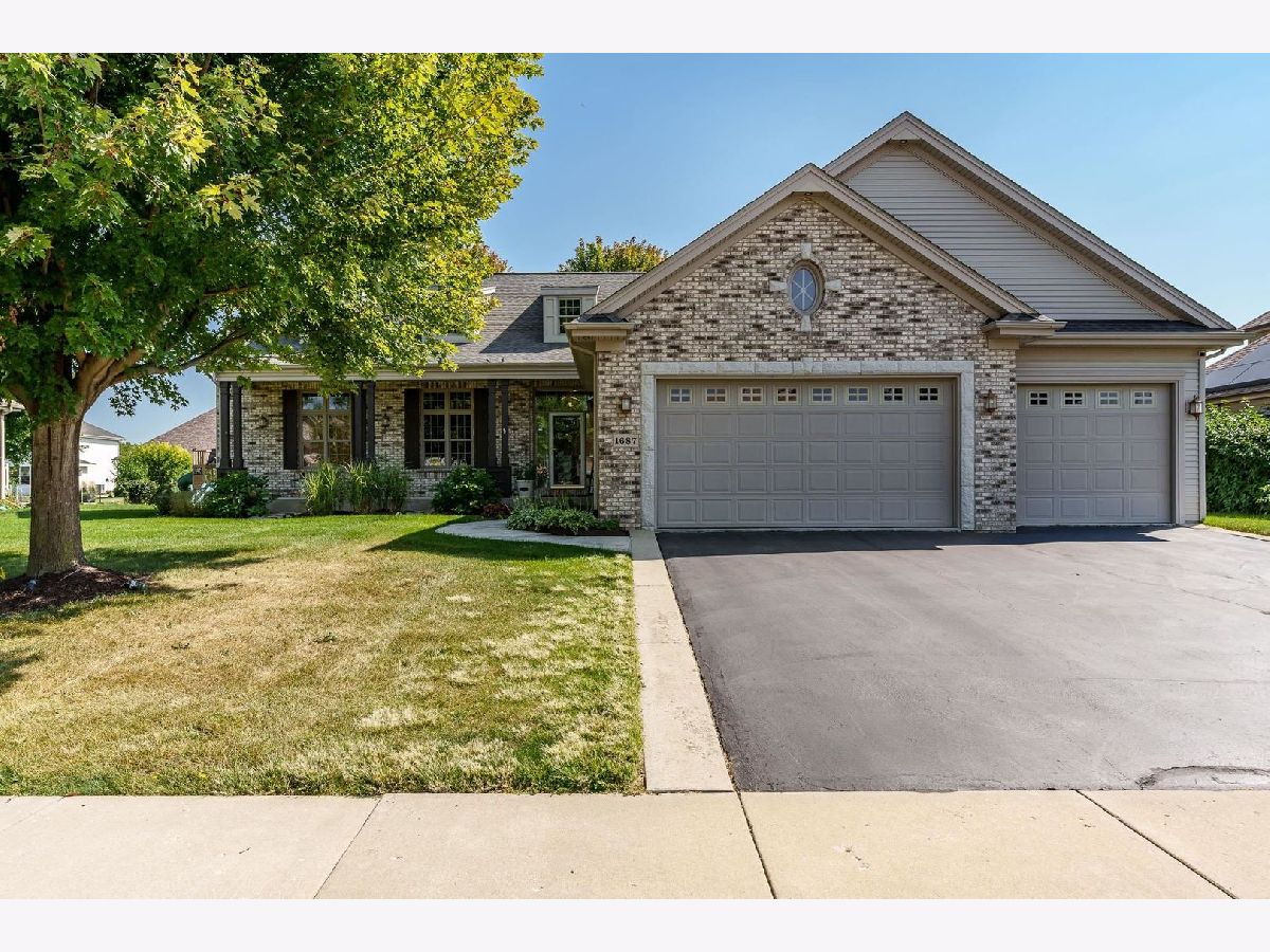 Sold Rockford Illinois, 1687 Divine